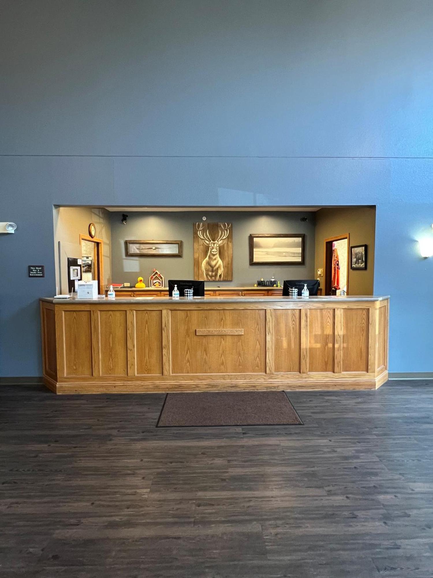 Country Inn Walker エクステリア 写真