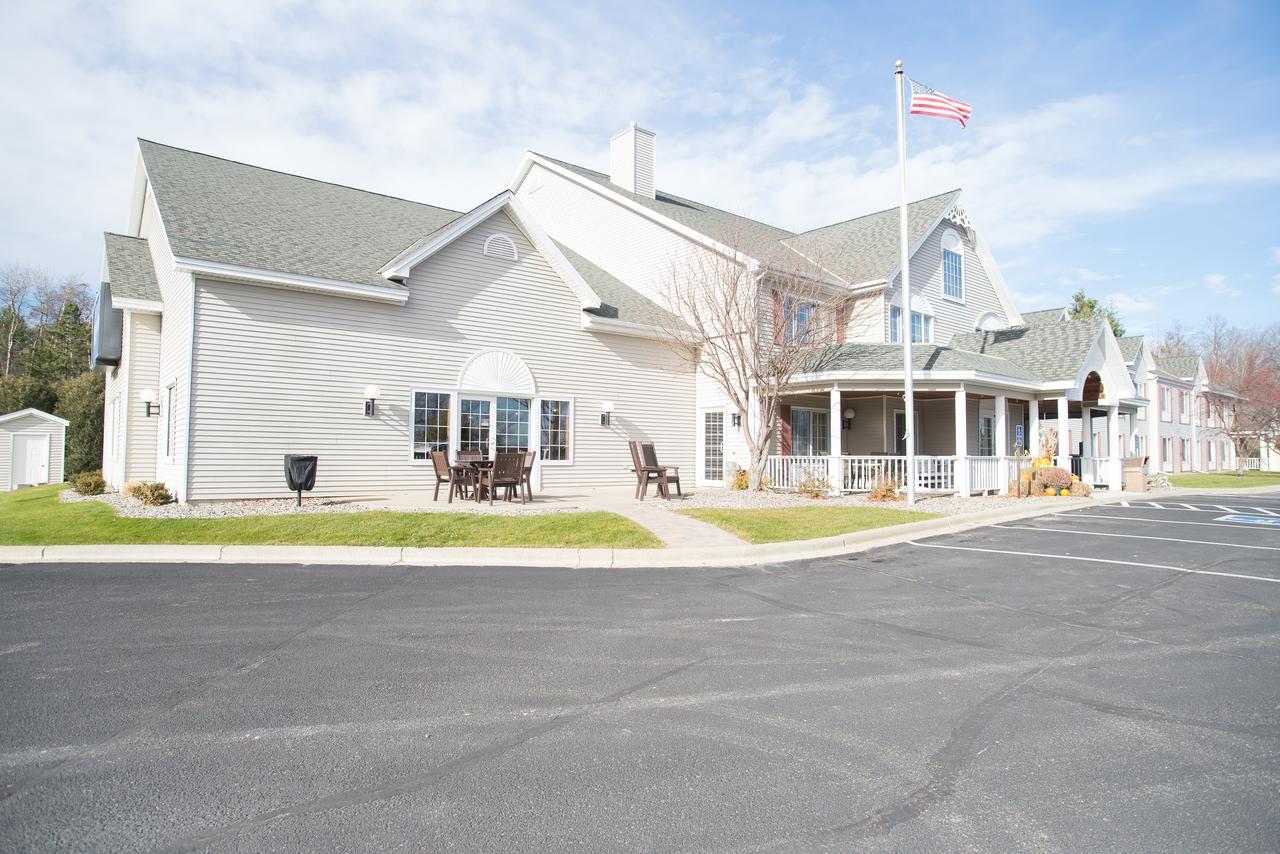 Country Inn Walker エクステリア 写真
